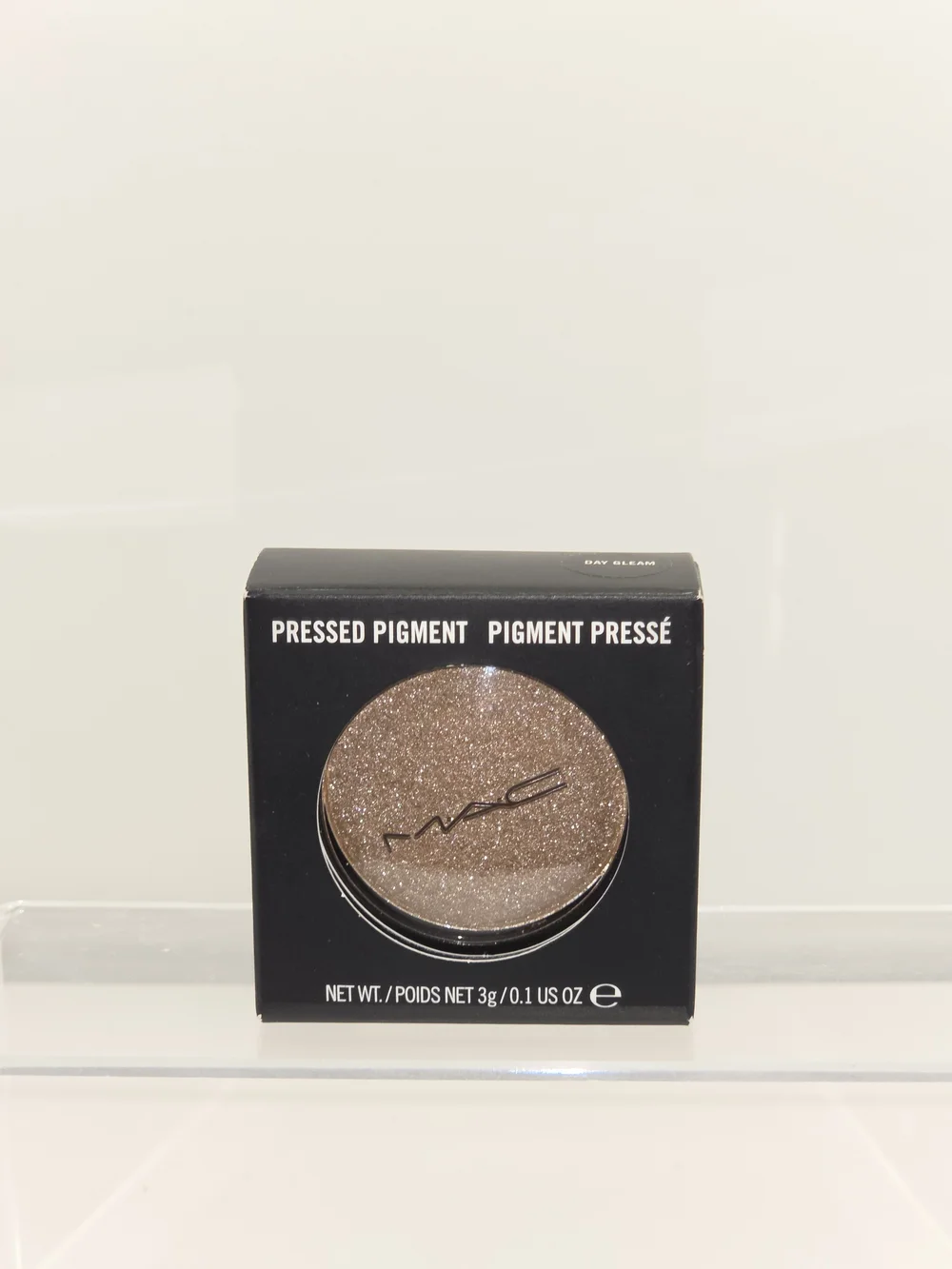 DISCONTINUED MAC PRESSED PIGMENT- 